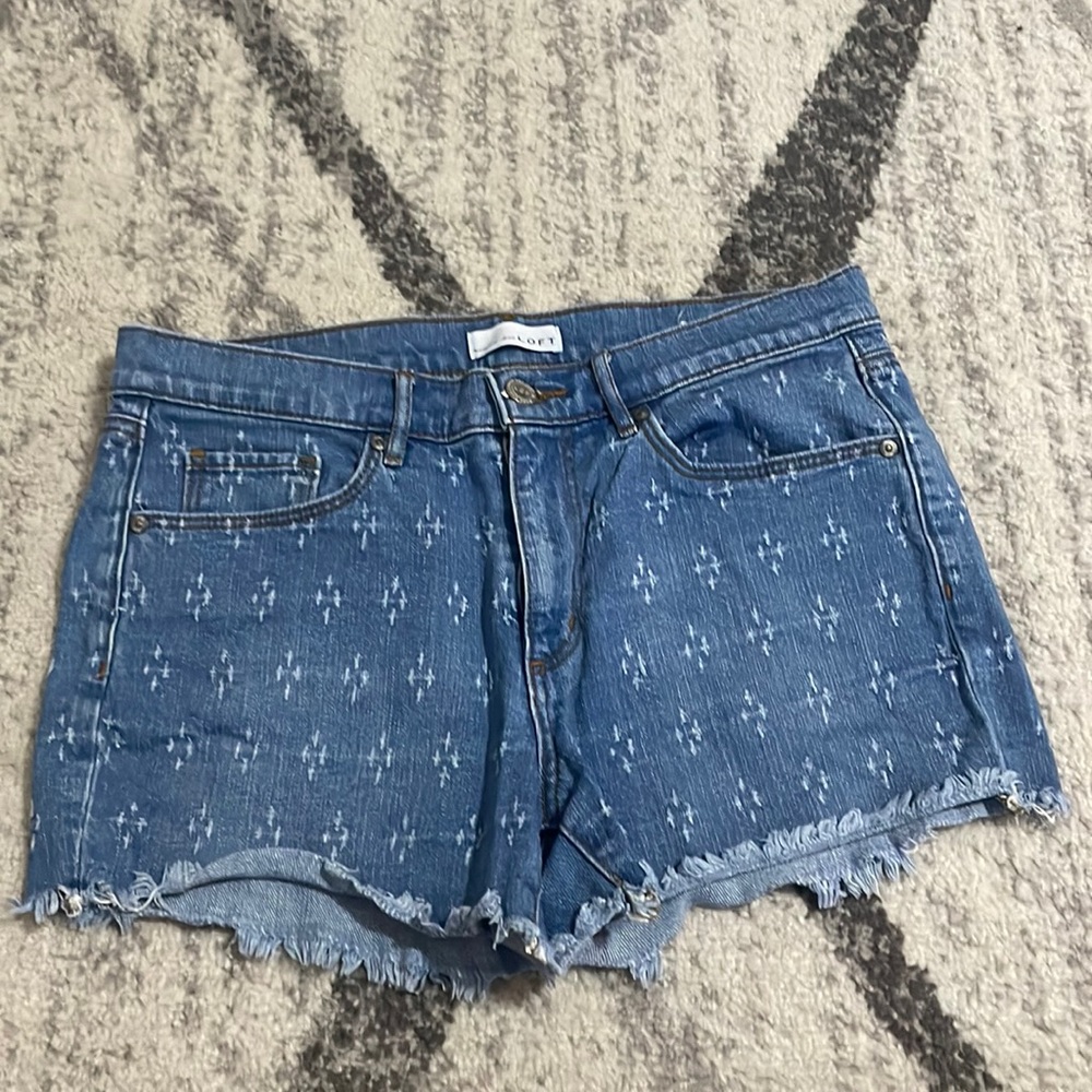 LOFT Cutoff Denim Shorts size 6